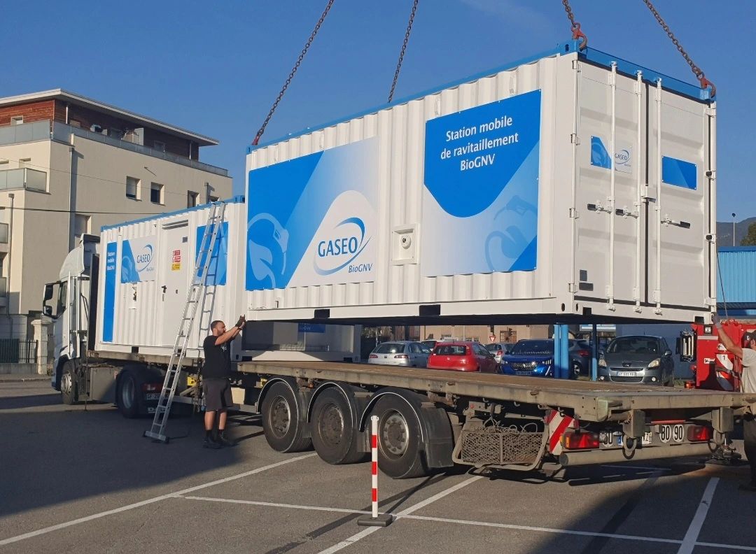 2025-01-31-salon-3-565 2025-01-31-salon-3-565